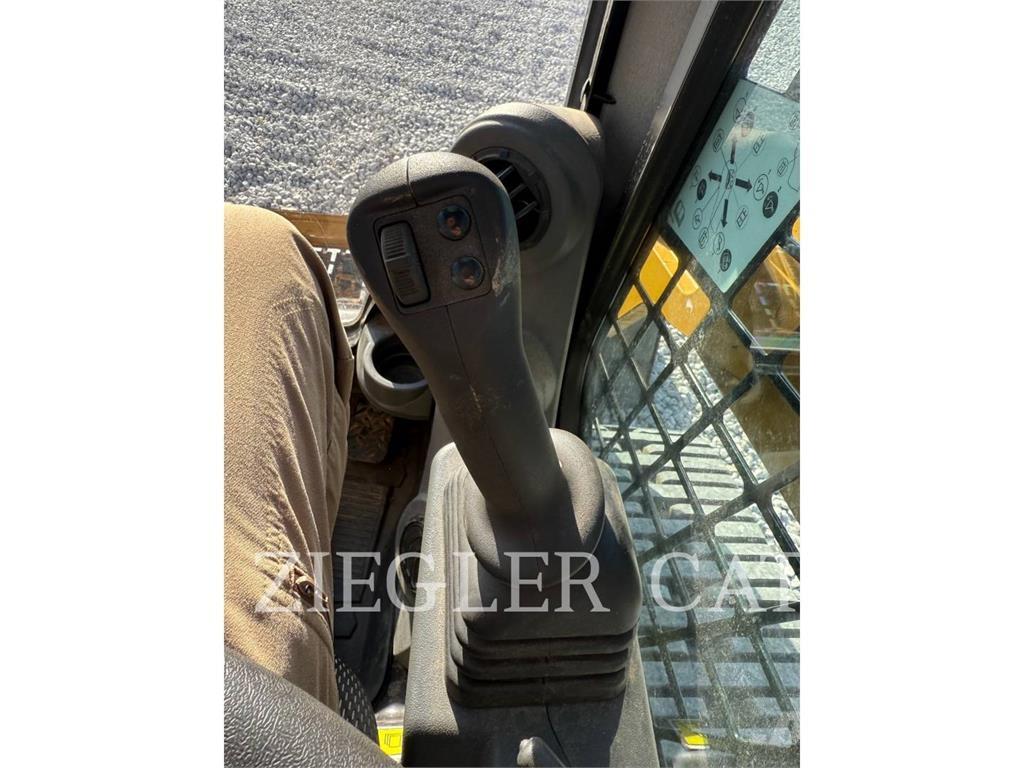 CAT 259D3 Paletli yükleyiciler