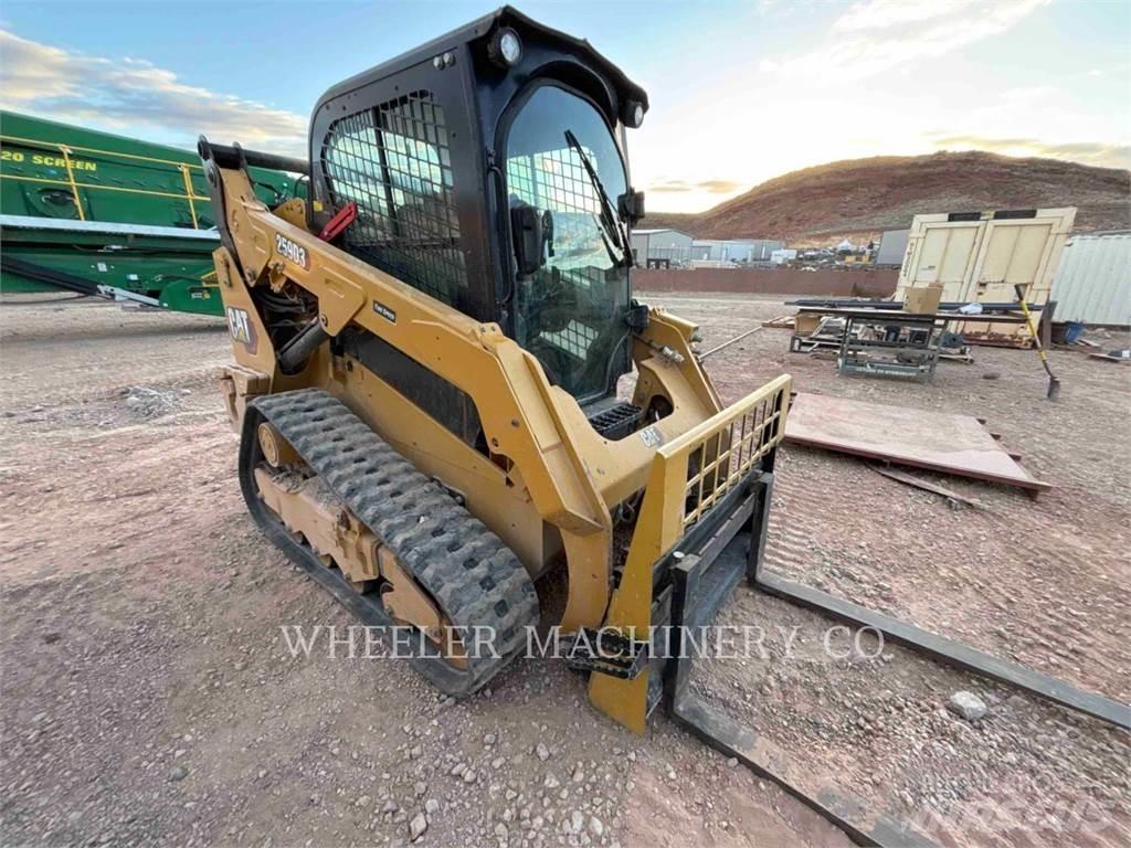 CAT 259D3 C3H2 Paletli yükleyiciler