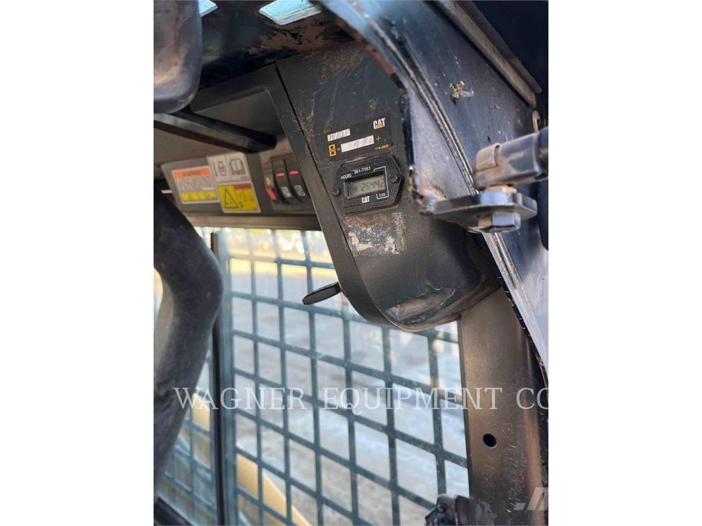 CAT 262B Skid steer loderler