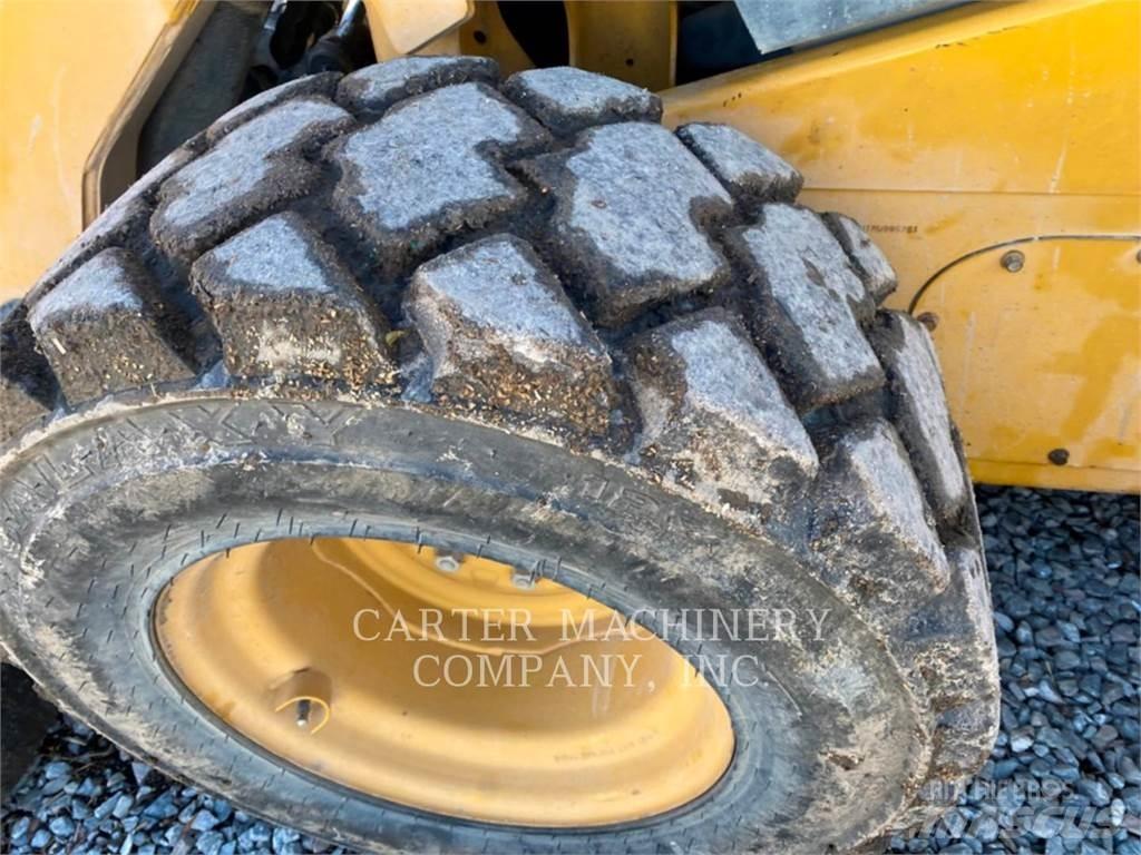 CAT 262C2 Skid steer loderler