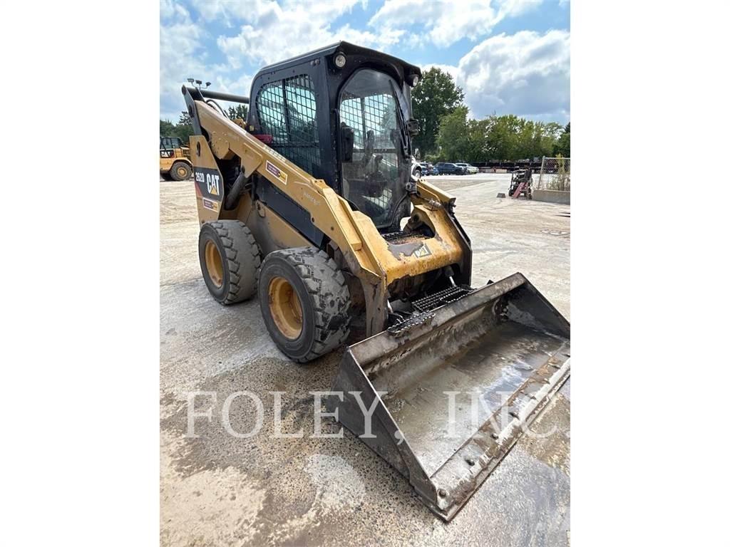 CAT 262D Skid steer loderler