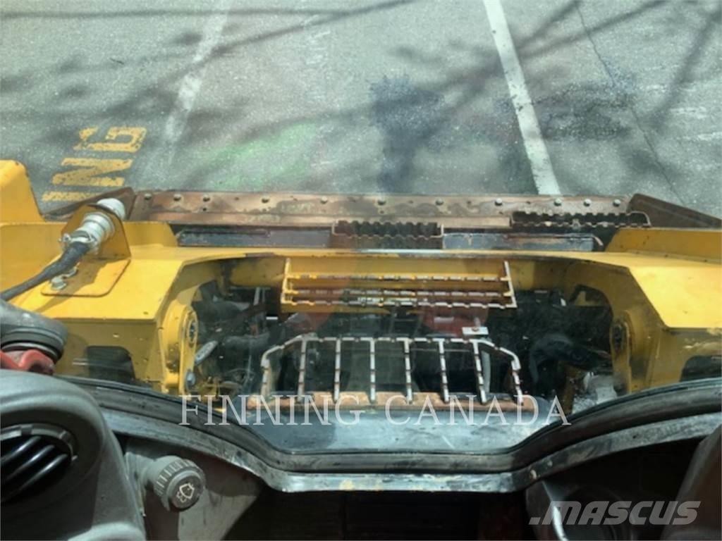 CAT 262D Skid steer loderler