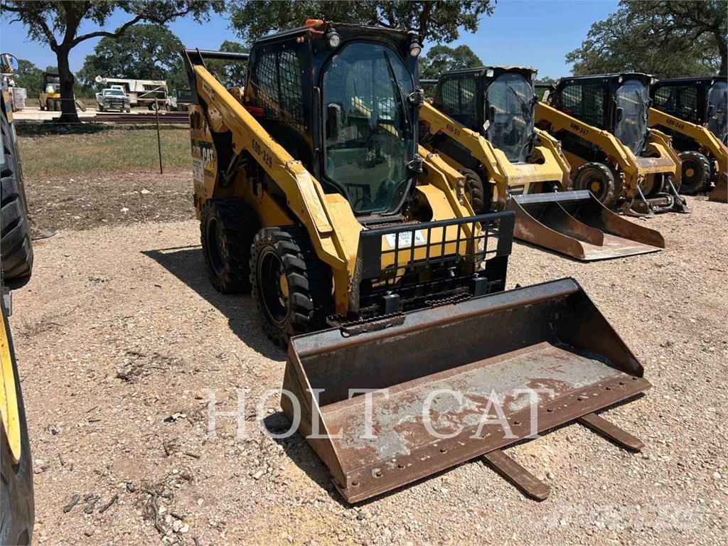 CAT 262D Skid steer loderler