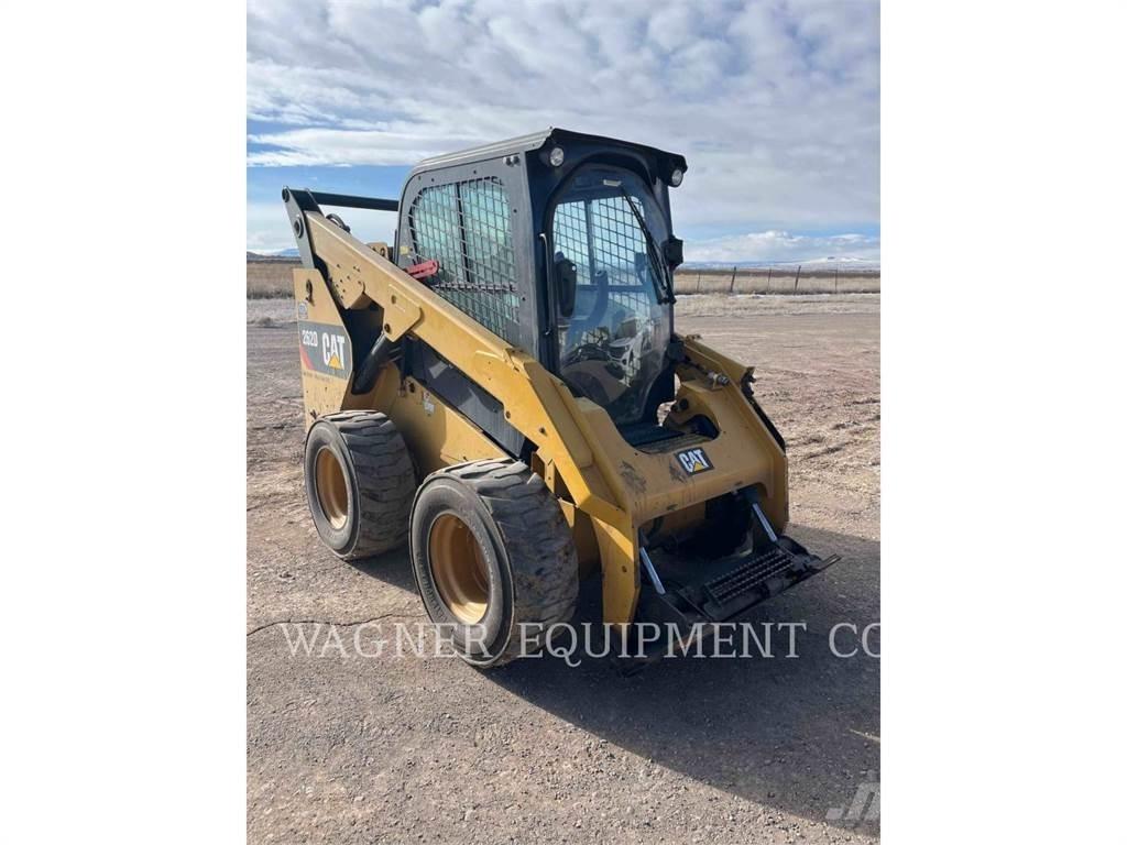 CAT 262D HF Skid steer loderler