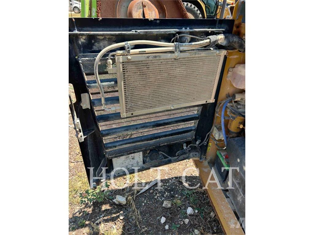 CAT 262D3 Skid steer loderler