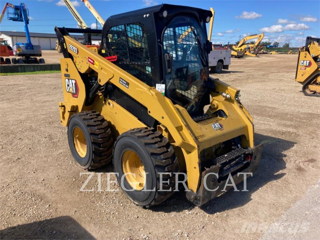 CAT 262D3 Skid steer loderler