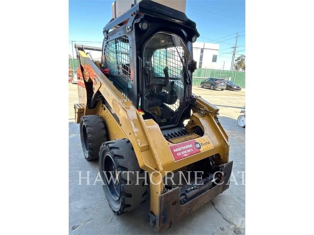 CAT 262D3 H2O Skid steer loderler