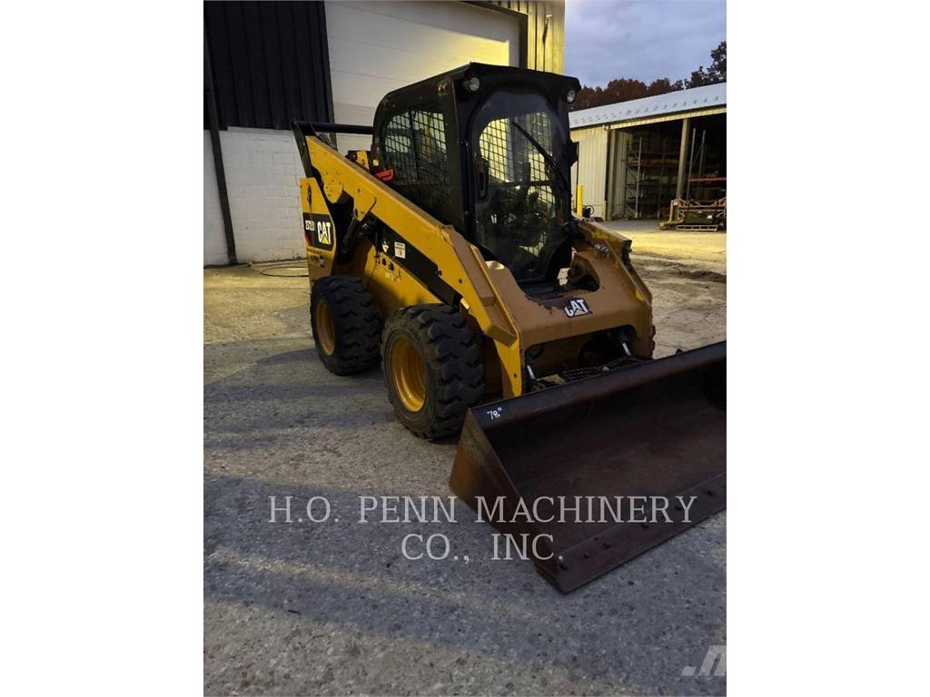 CAT 272D2 Skid steer loderler