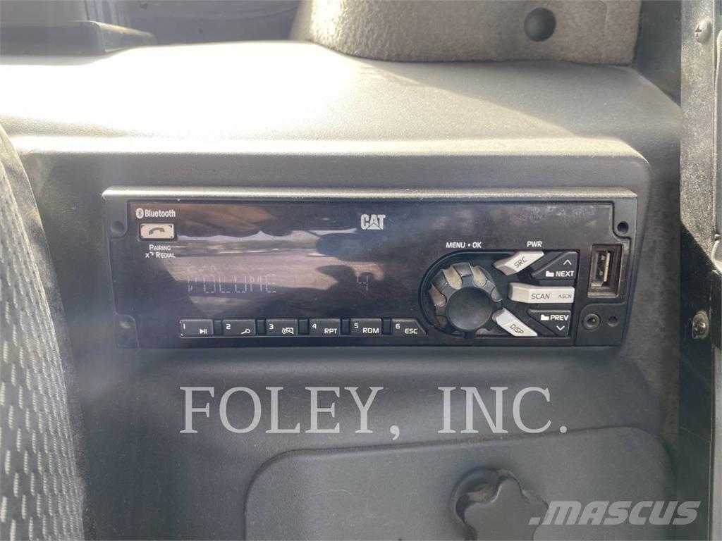 CAT 272D3 Skid steer loderler