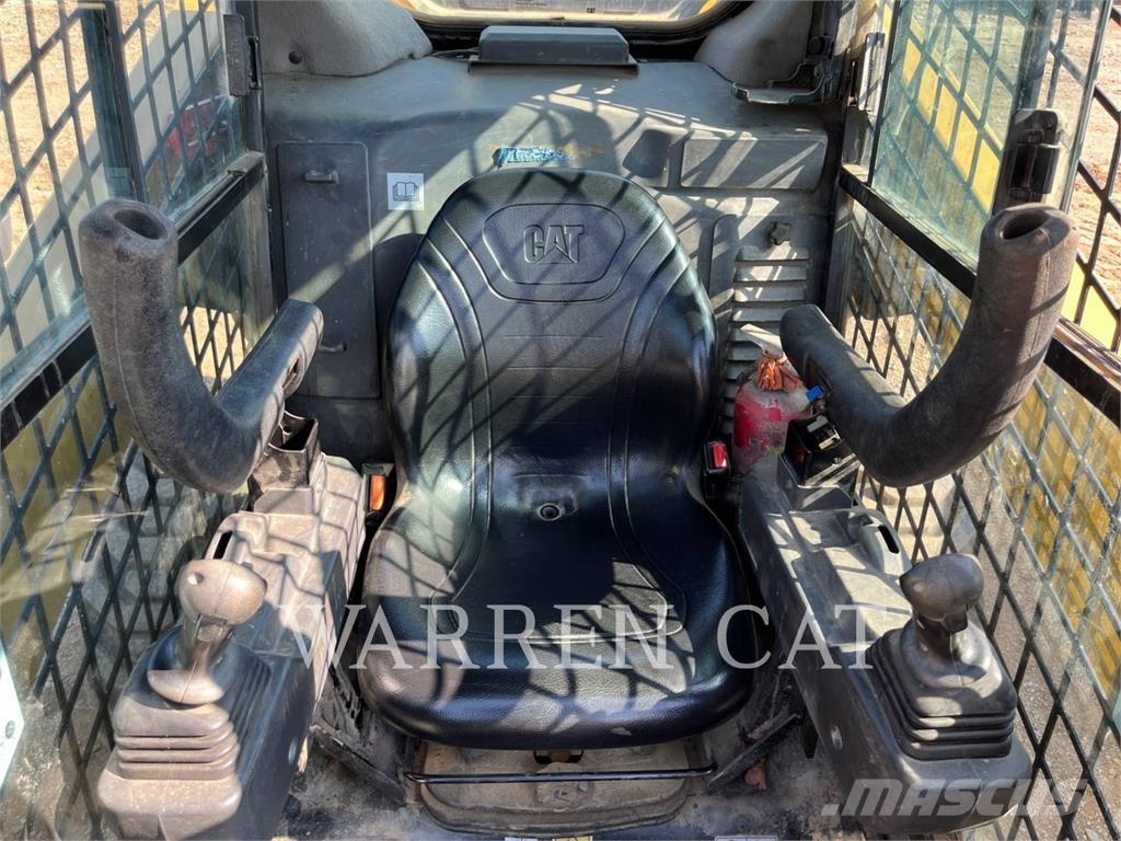 CAT 272D3 C3H1 Skid steer loderler