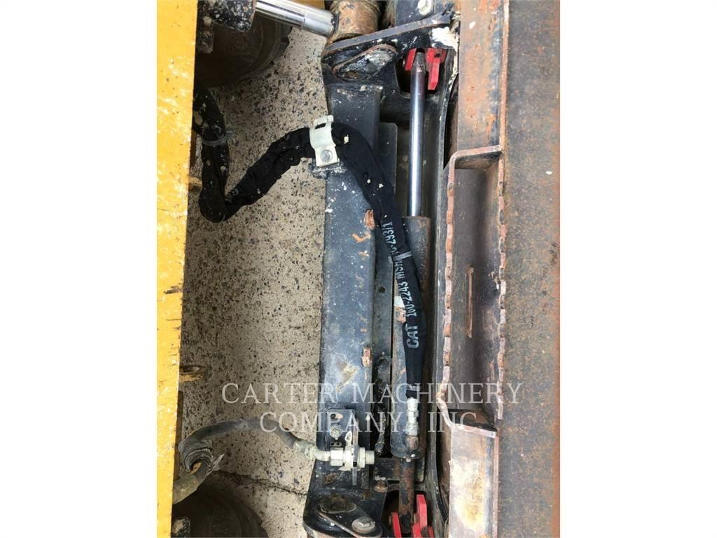 CAT 272D3XE Skid steer loderler