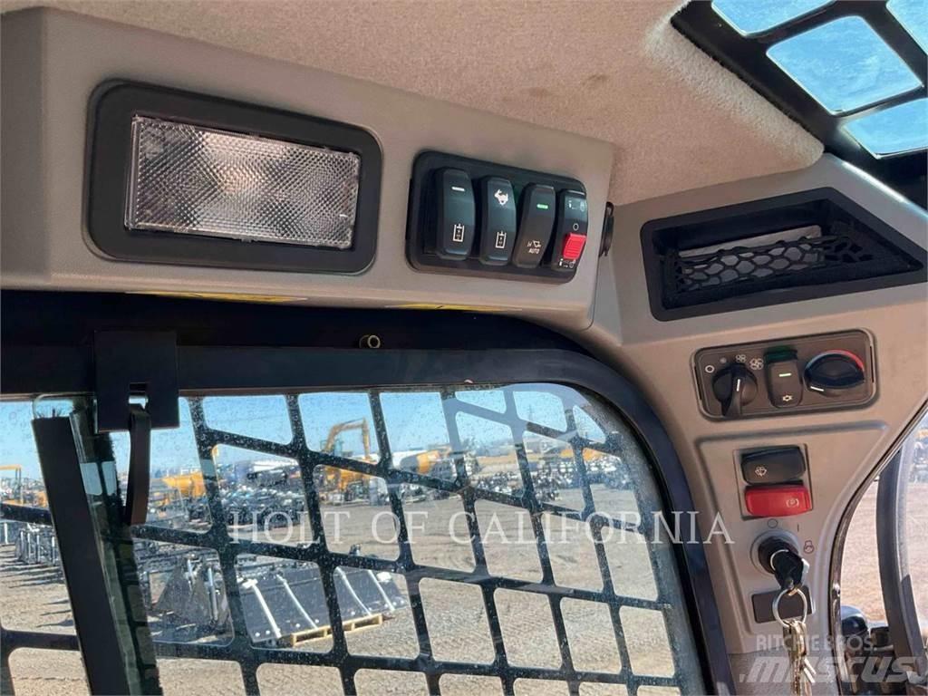 CAT 272D3XE Skid steer loderler