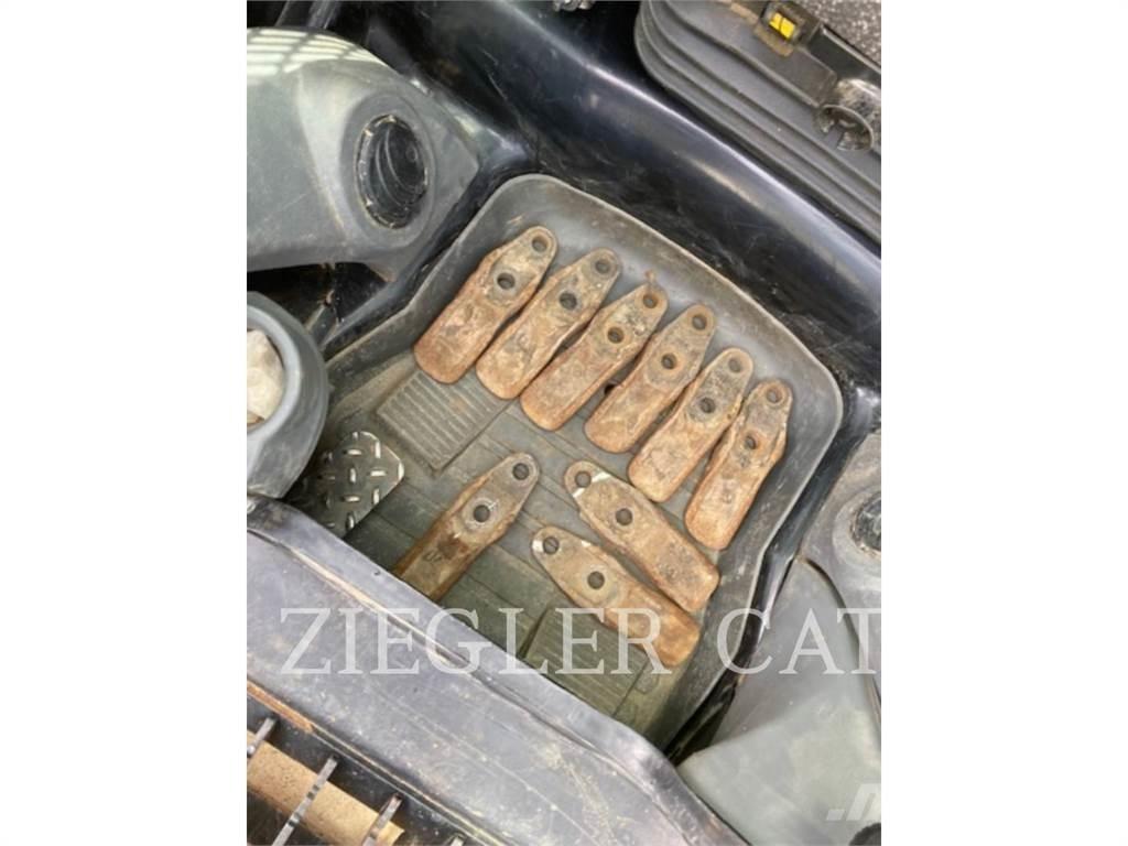 CAT 277D Paletli yükleyiciler