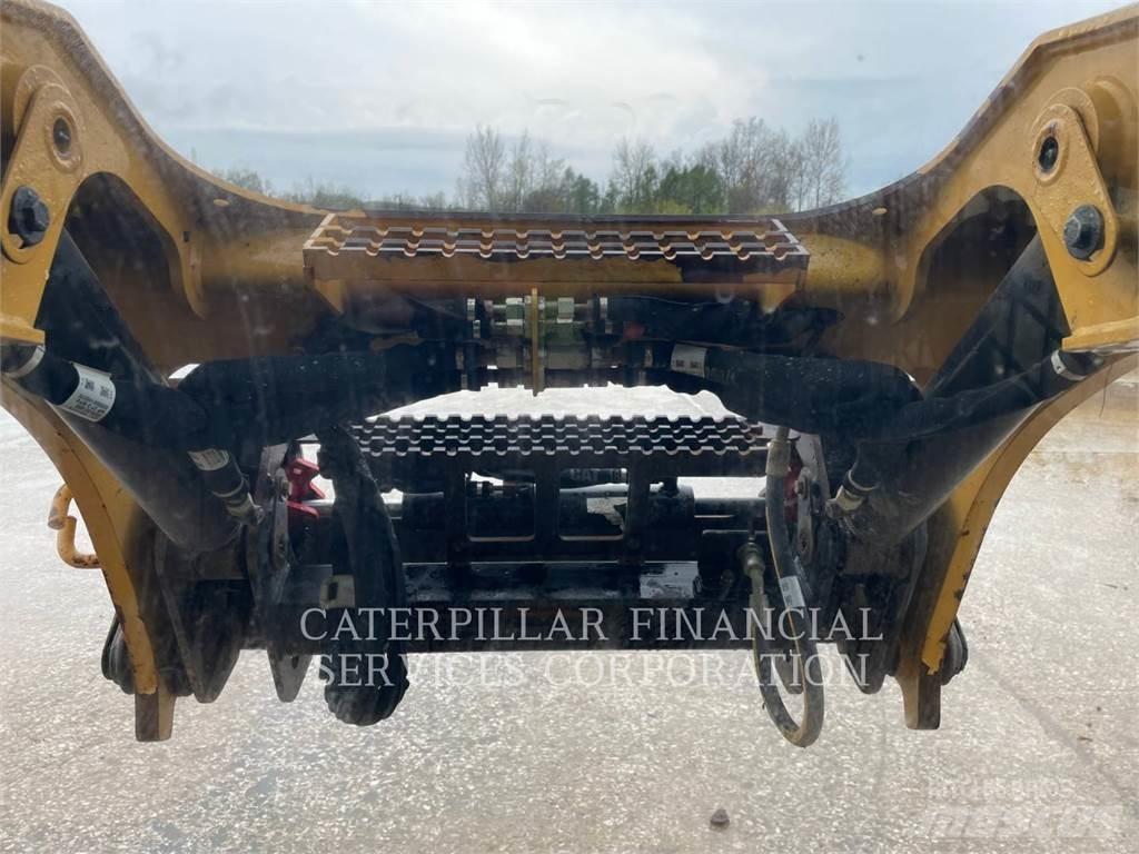 CAT 279D3 Paletli yükleyiciler