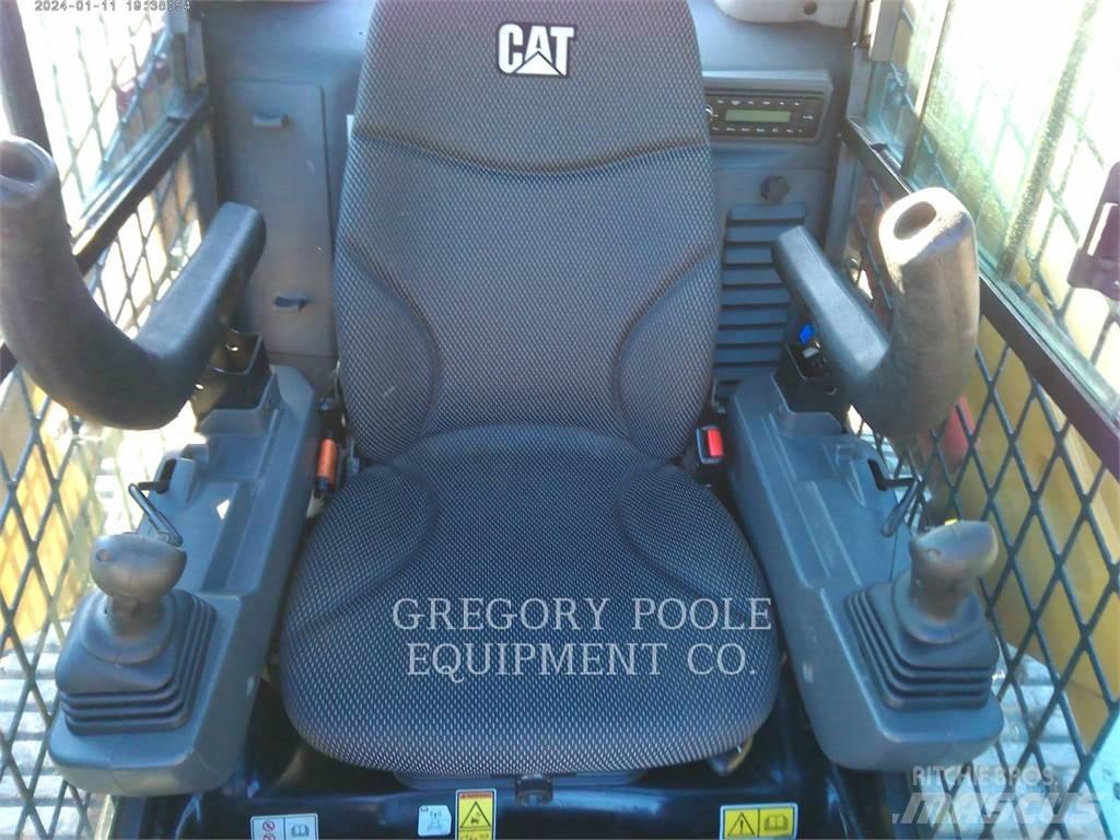 CAT 279D3 Paletli yükleyiciler