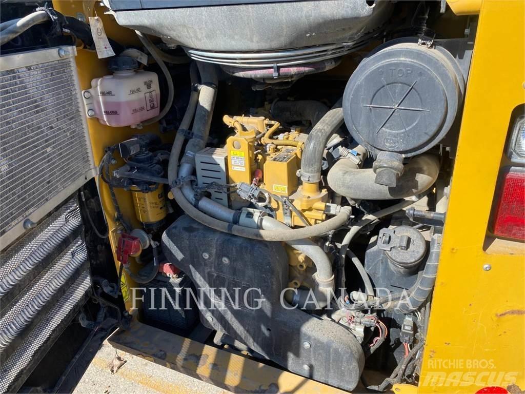 CAT 279D3 Paletli yükleyiciler
