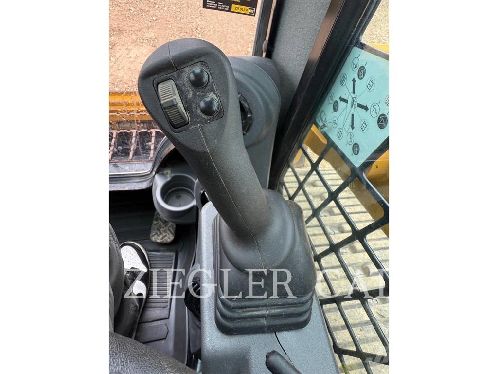 CAT 279D3 Paletli yükleyiciler