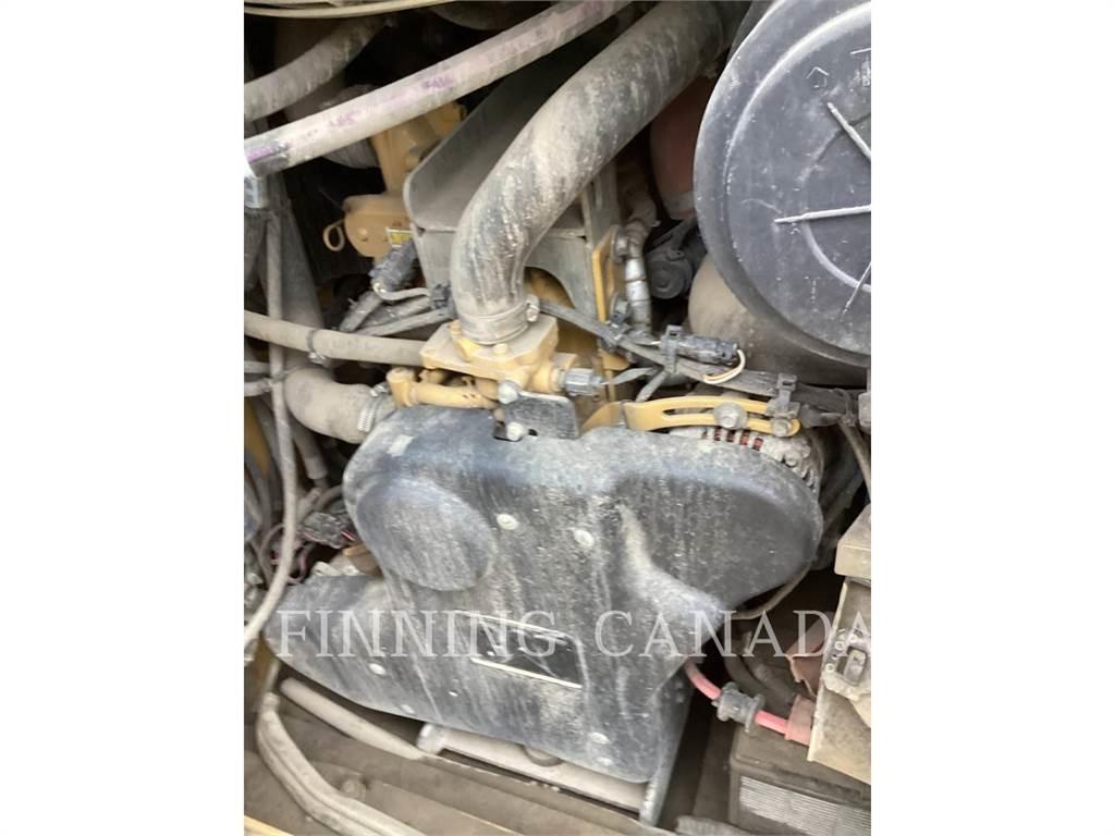 CAT 297D2 Paletli yükleyiciler