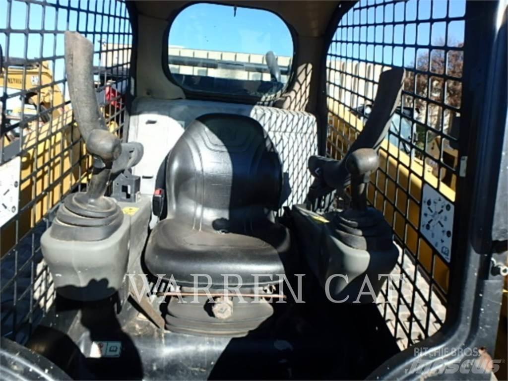 CAT 299D2 Paletli yükleyiciler
