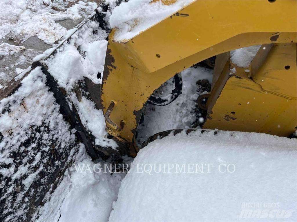 CAT 299D2 HF Paletli yükleyiciler
