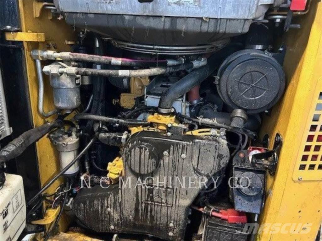 CAT 299D2 XHP Skid steer loderler