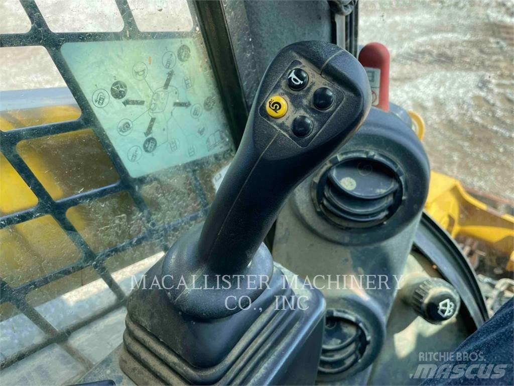 CAT 299D3 Paletli yükleyiciler