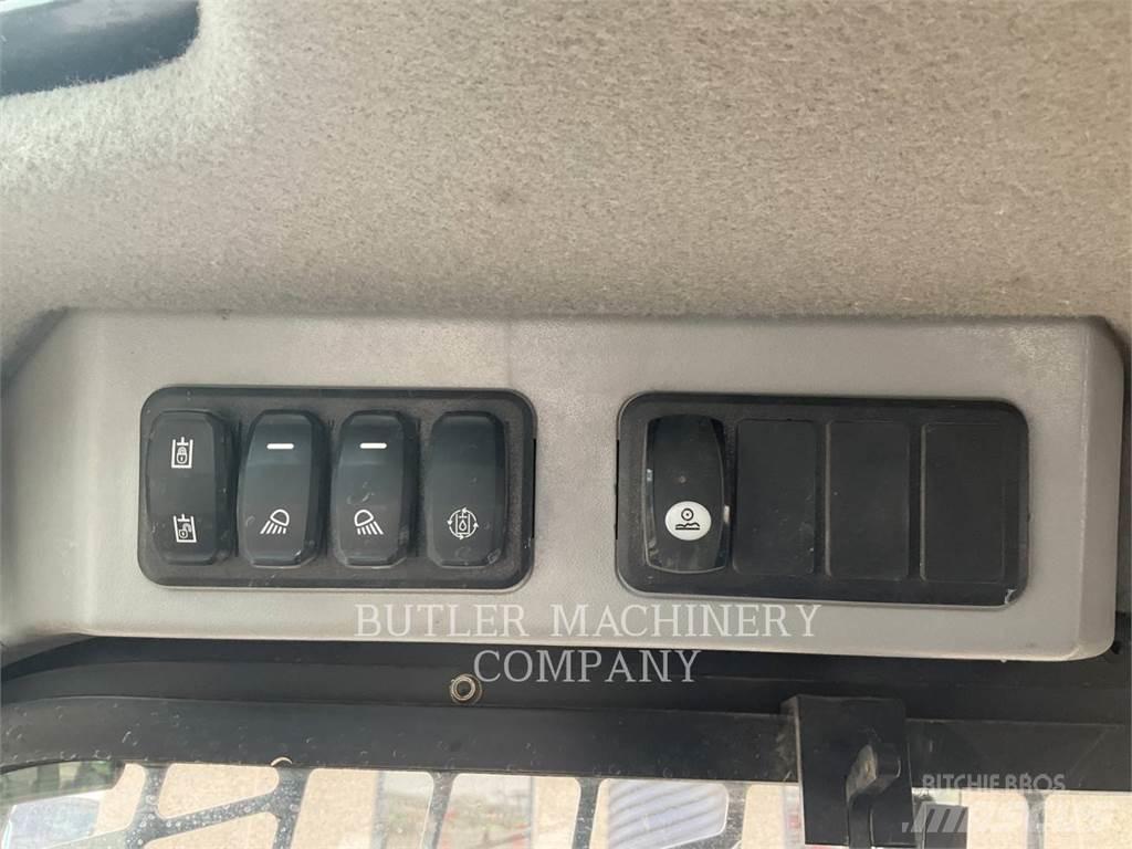 CAT 299D3 Paletli yükleyiciler