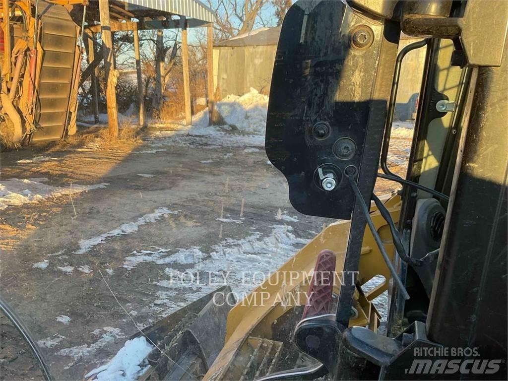 CAT 299D3 Paletli yükleyiciler