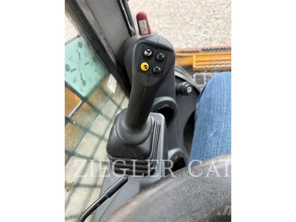 CAT 299D3 Paletli yükleyiciler