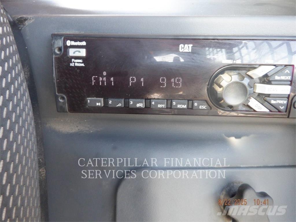 CAT 299D3 Paletli yükleyiciler