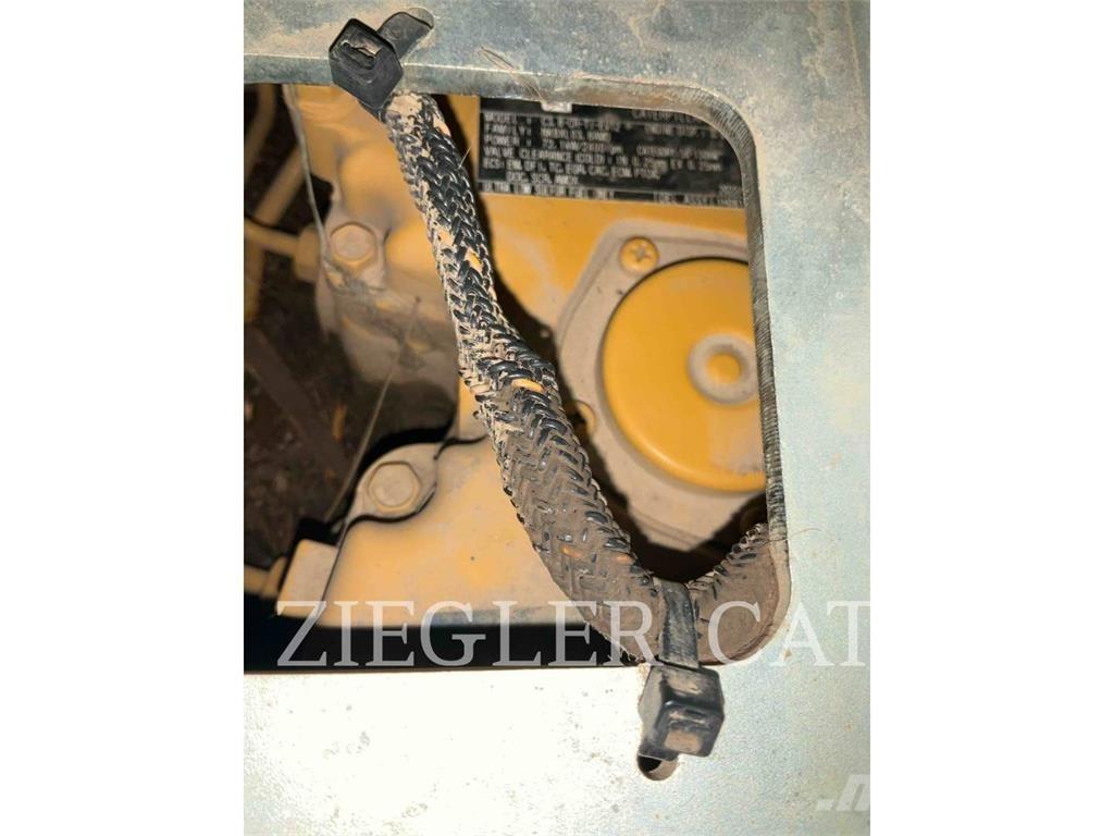CAT 299D3 Paletli yükleyiciler