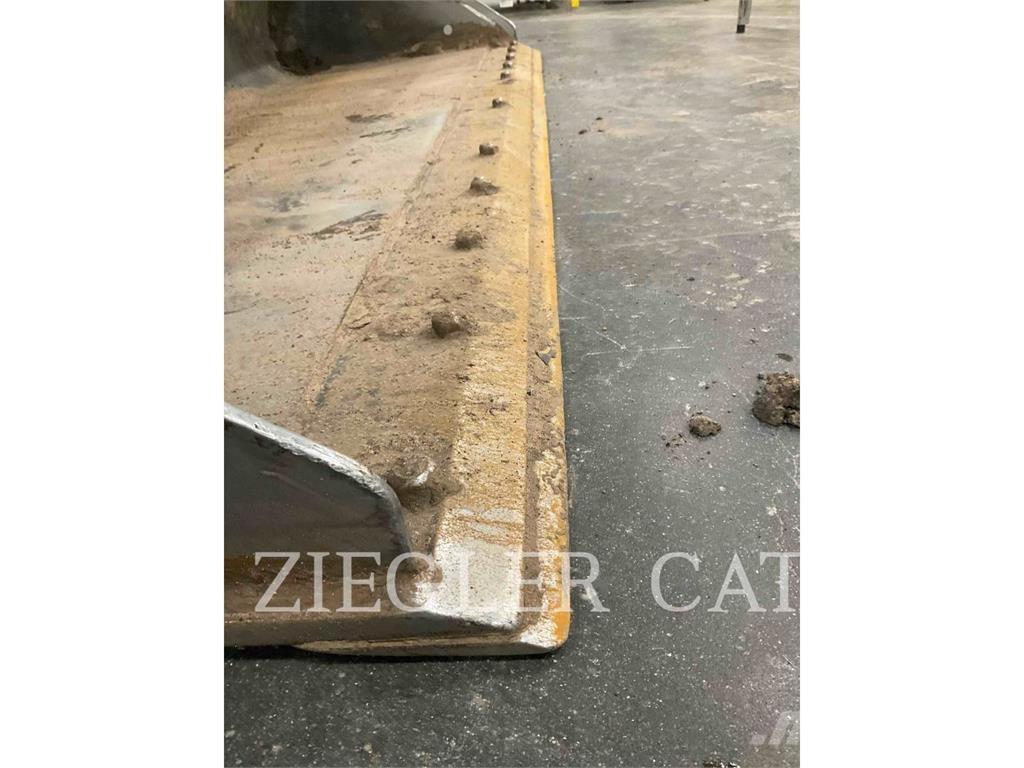 CAT 299D3 Paletli yükleyiciler