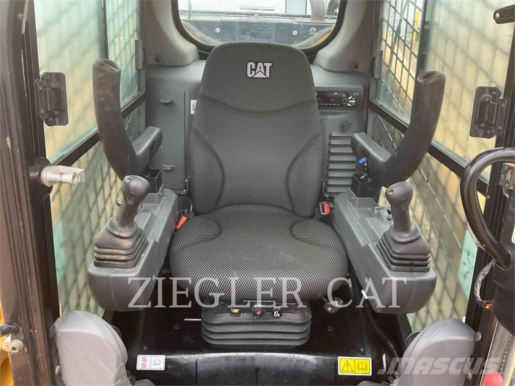 CAT 299D3 Paletli yükleyiciler