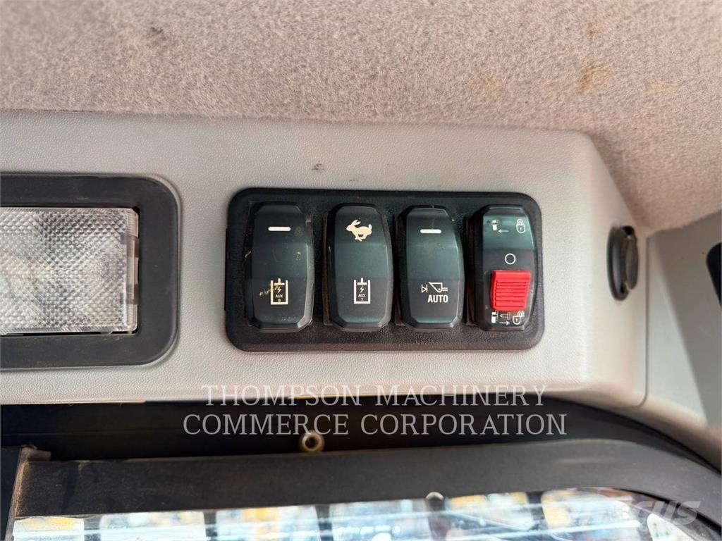 CAT 299D3 Paletli yükleyiciler