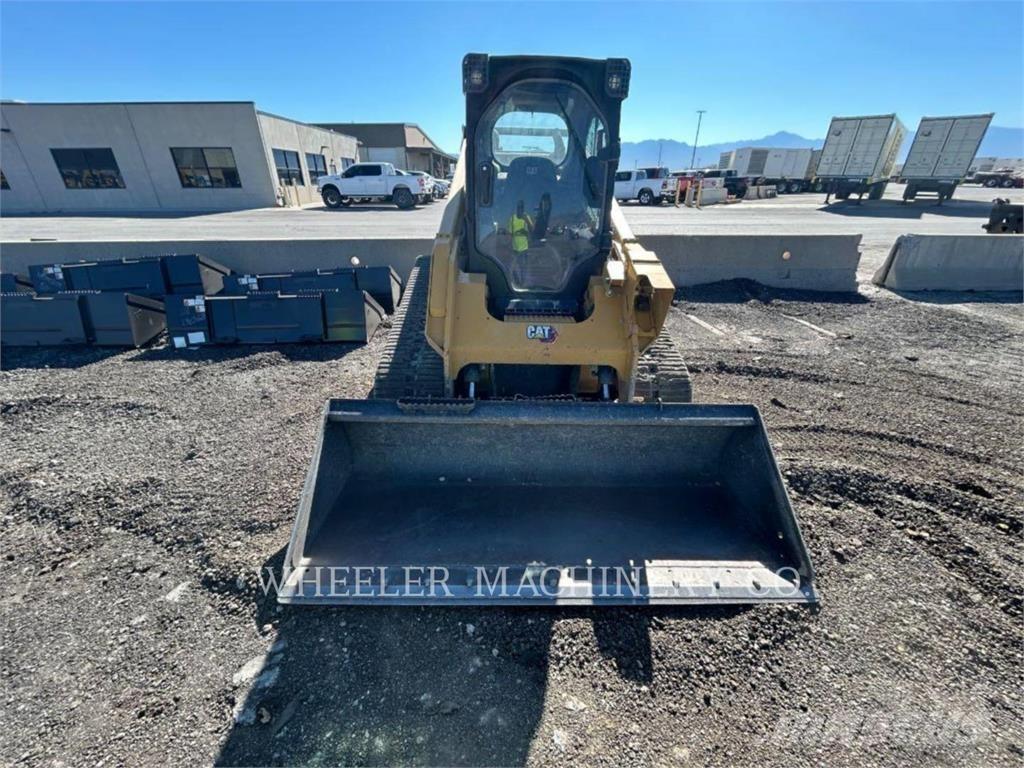 CAT 299D3 XE Paletli yükleyiciler