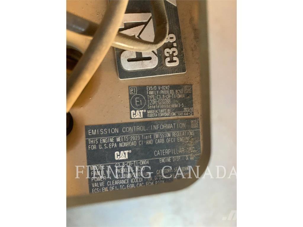CAT 299D3 XE Paletli yükleyiciler