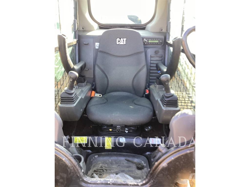 CAT 299D3 XE Paletli yükleyiciler