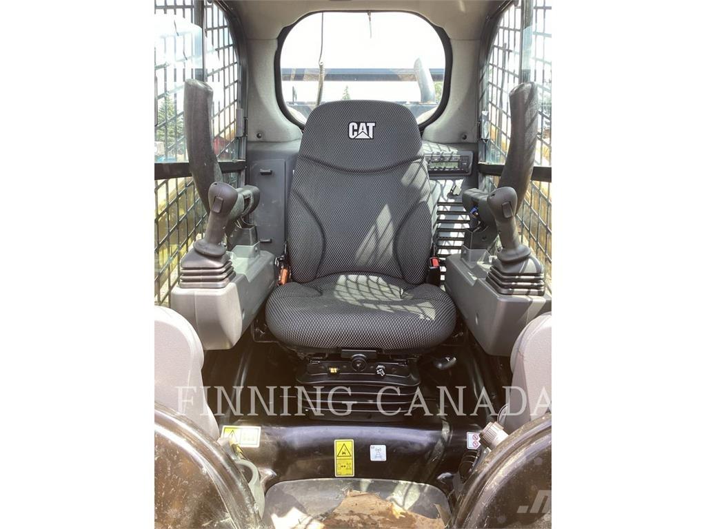 CAT 299D3 XE Paletli yükleyiciler
