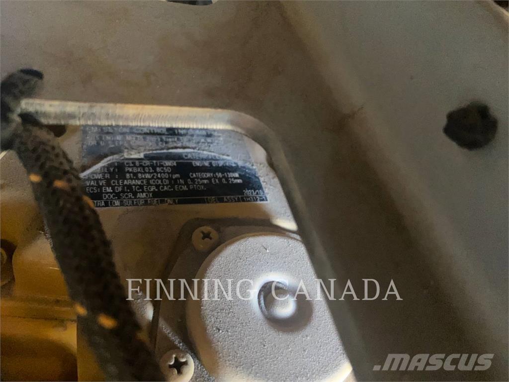 CAT 299D3 XE Paletli yükleyiciler