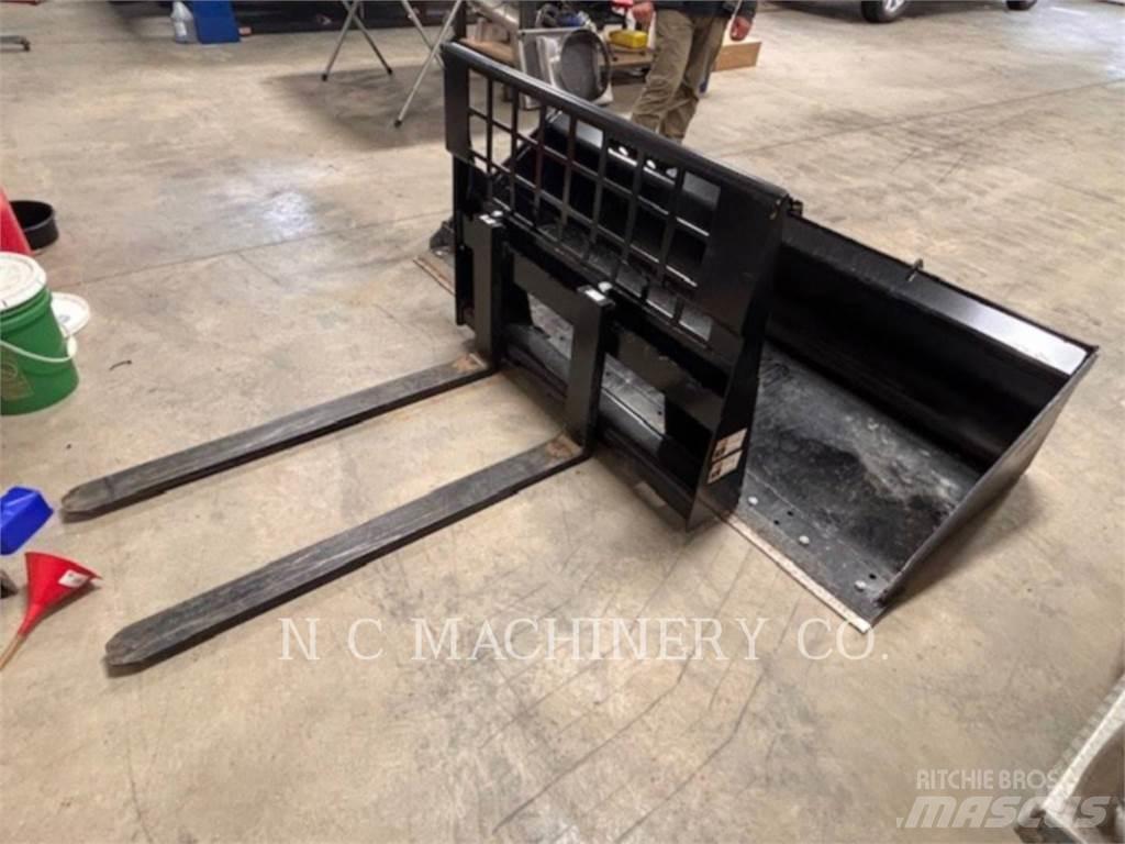 CAT 299D3 XED1 Skid steer loderler