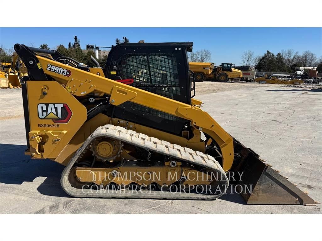 CAT 299D3XE Paletli yükleyiciler