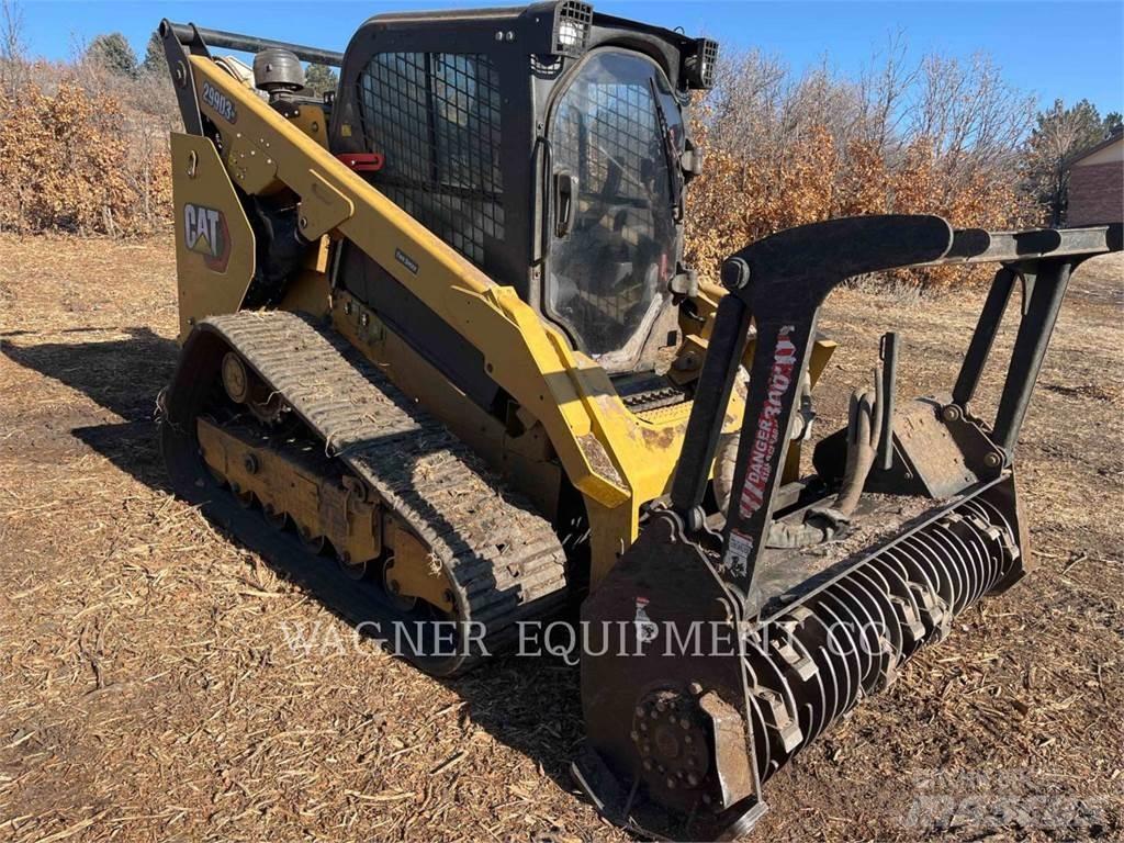 CAT 299D3XE Paletli yükleyiciler