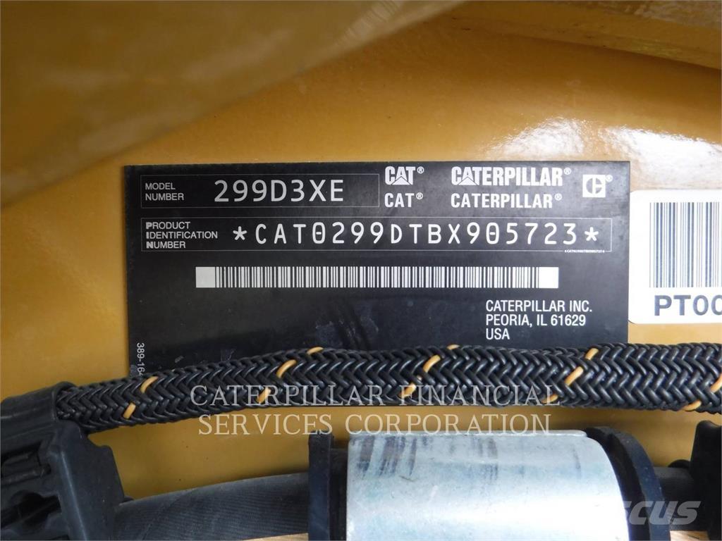 CAT 299D3XE Paletli yükleyiciler