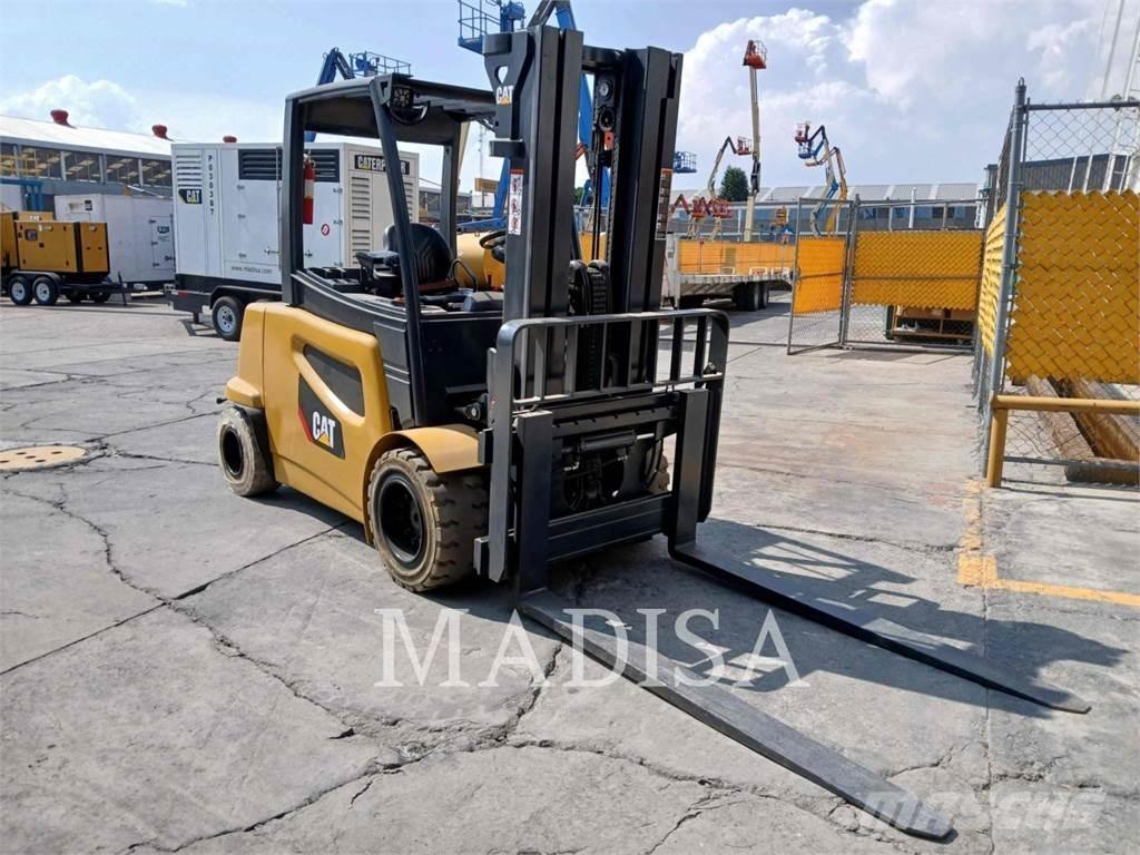 CAT 2EP11000 Elektrikli forkliftler