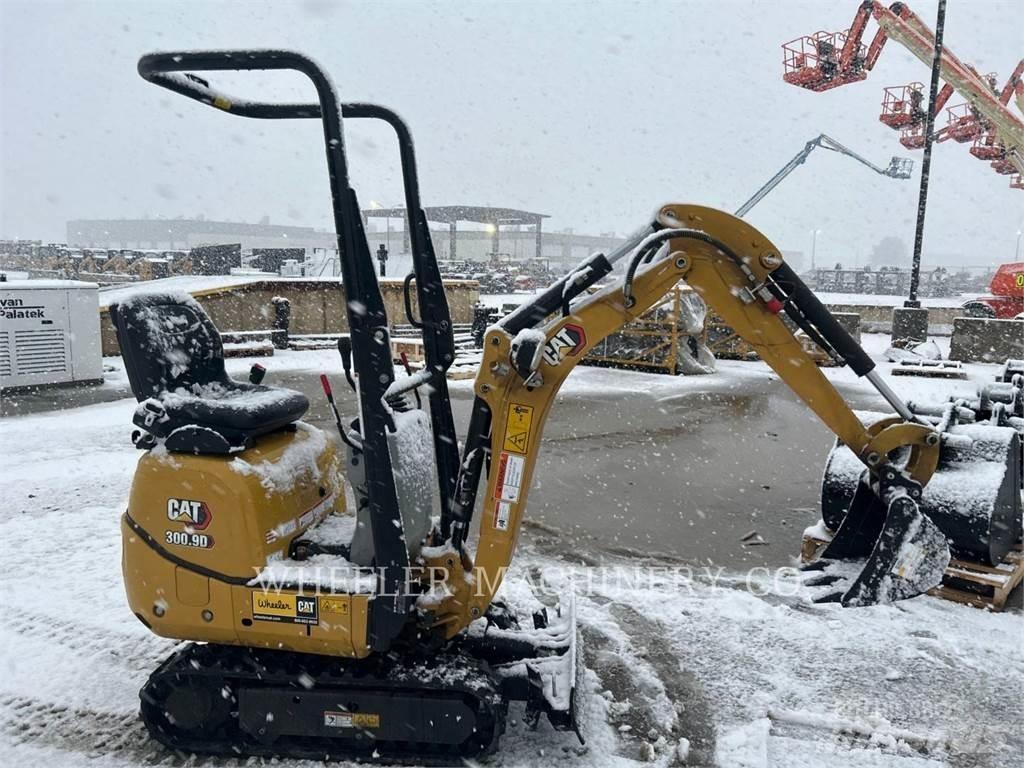 CAT 300.9D Paletli ekskavatörler