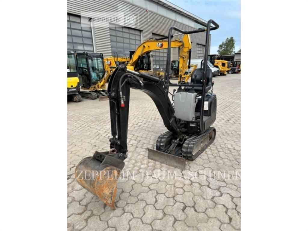 CAT 300.9D Paletli ekskavatörler