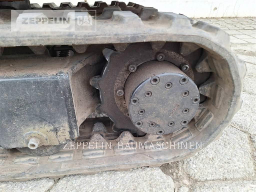 CAT 300.9D Paletli ekskavatörler