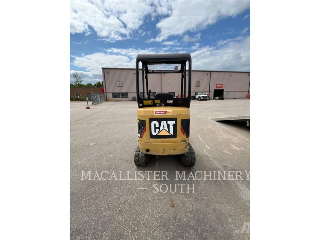 CAT 301.4C Paletli ekskavatörler
