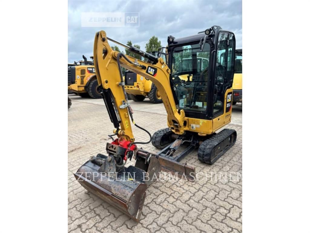 CAT 301.6-05A Paletli ekskavatörler