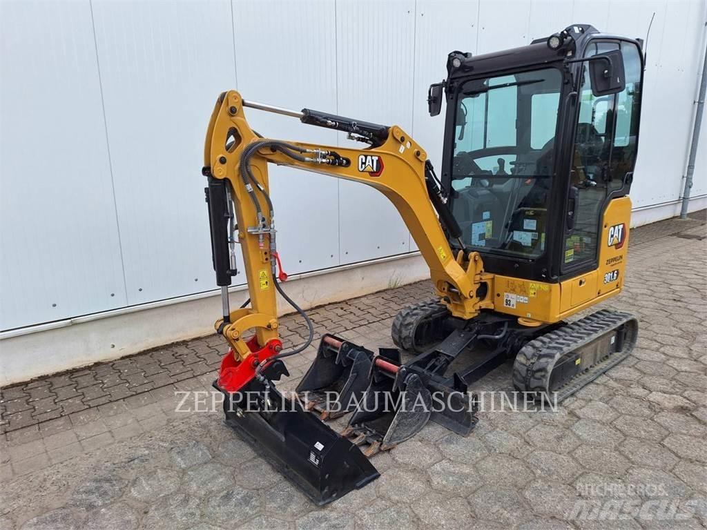 CAT 301.6-05A Paletli ekskavatörler